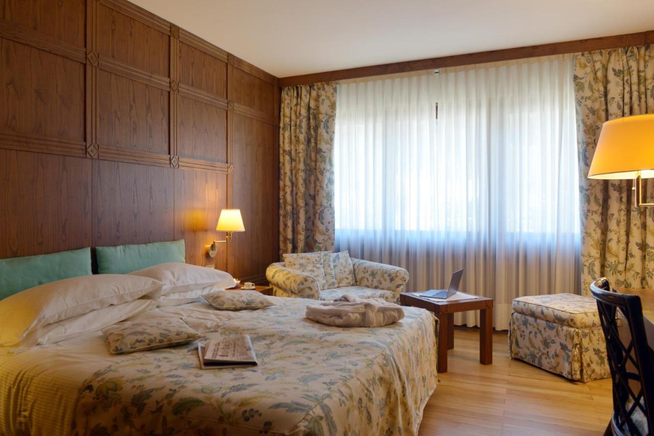 Savoia Palace Hotel مادونا دي كامبيليو المظهر الخارجي الصورة